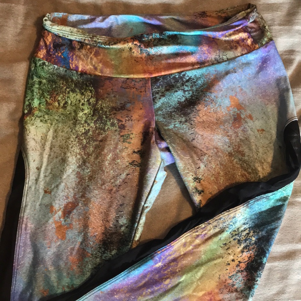 Onzie yoga pants